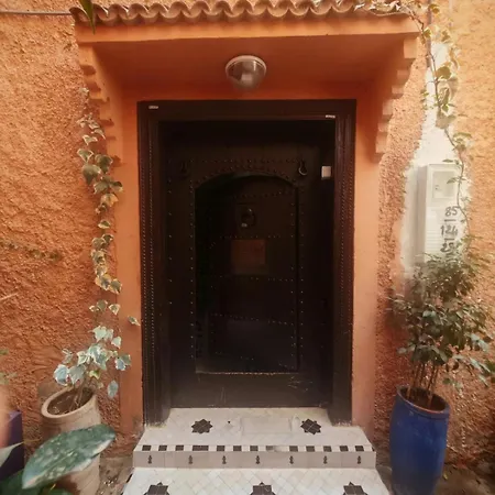 Riad Jolie-3